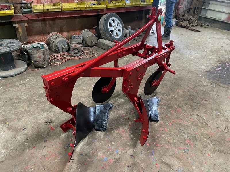 Tillage - Plows  Massey Ferguson 2 Furrow Plow - 3 Point Hitch Photo